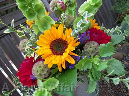 RF0955-Elegant, Yellow, Red, Purple, and Green Summer Centerpiece