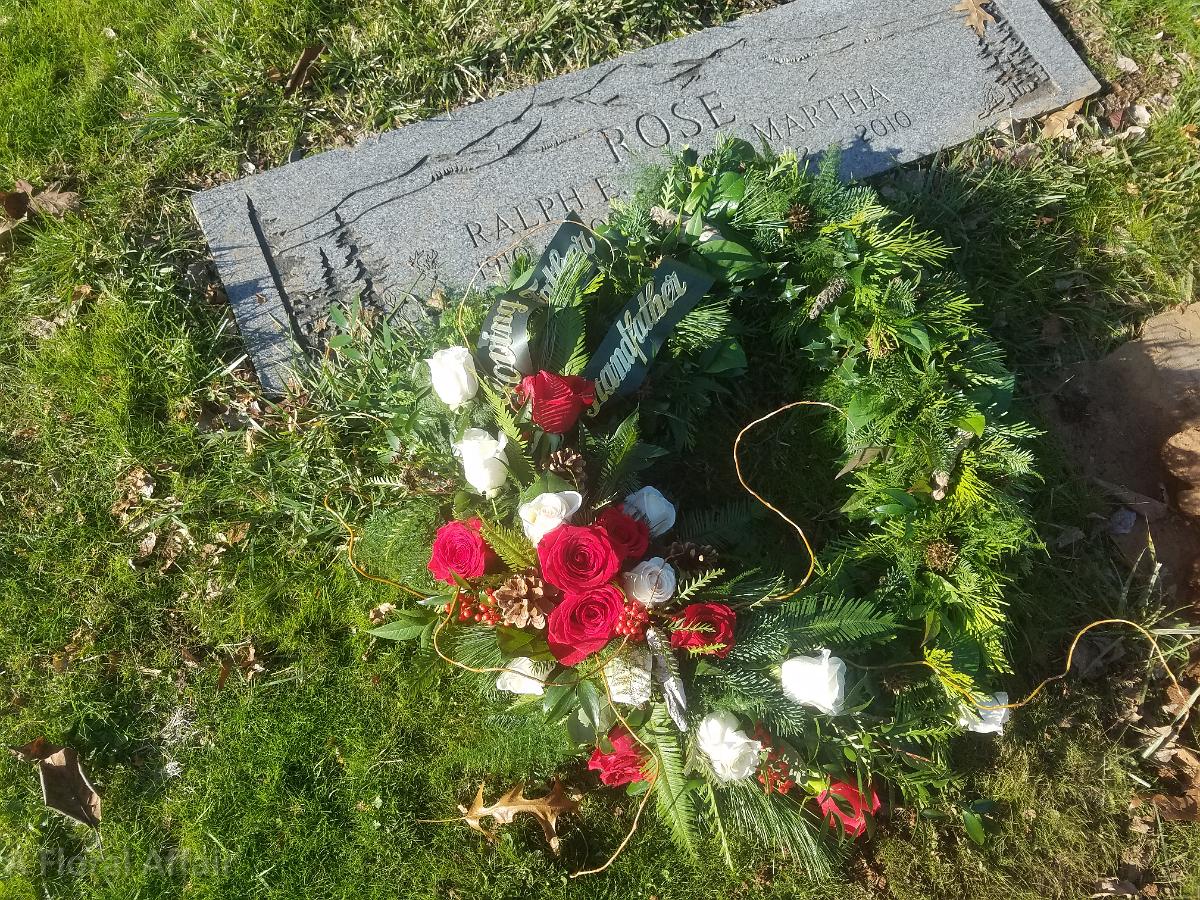 SY0063-Memorial Wreath with Flowers, Red and White Roses