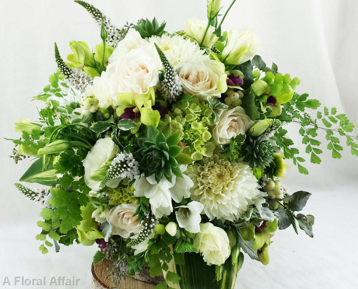 BB1006-Organic Green and White Brides Bouquet