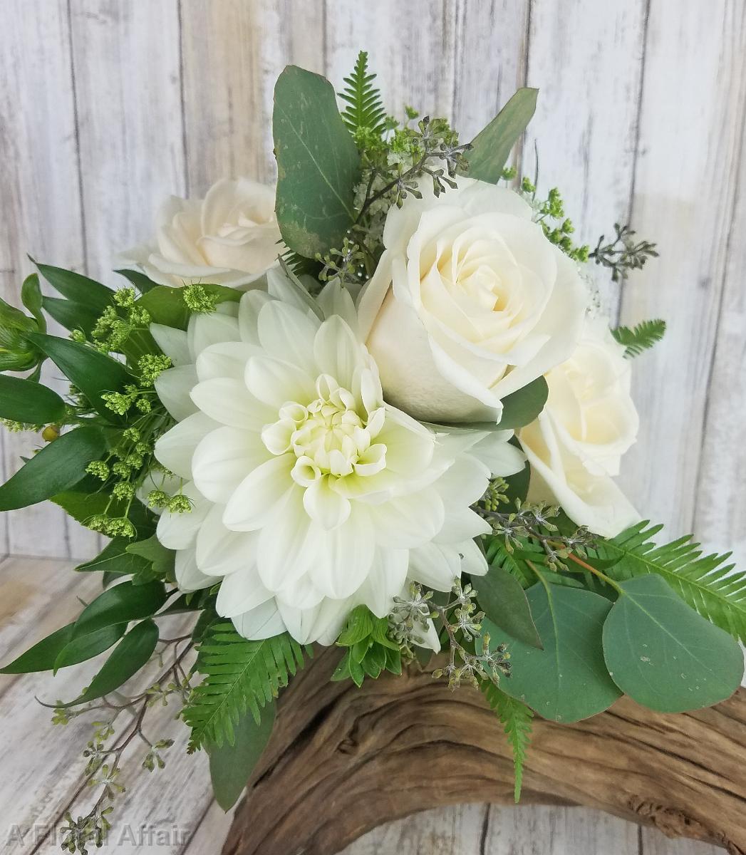 BB1445-Summer White's and Green Bridesmaids Bouquet