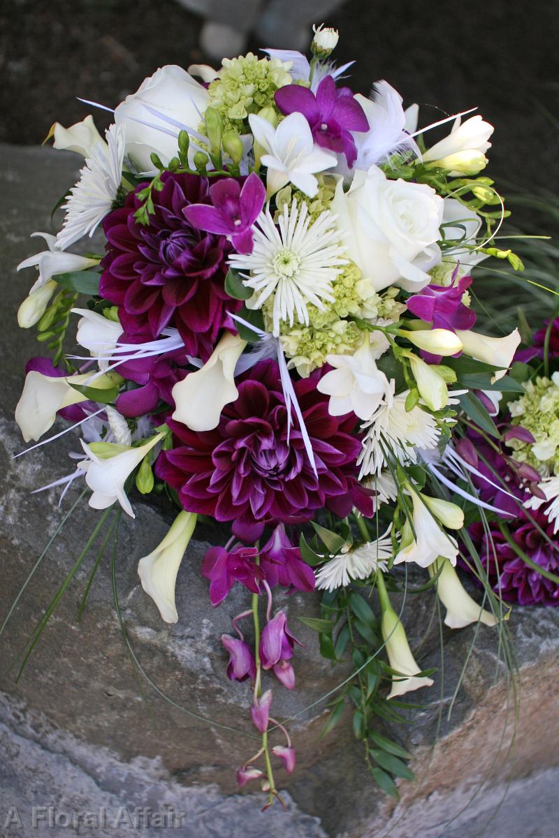 BB0597-White and Plum Cascade Bouquet