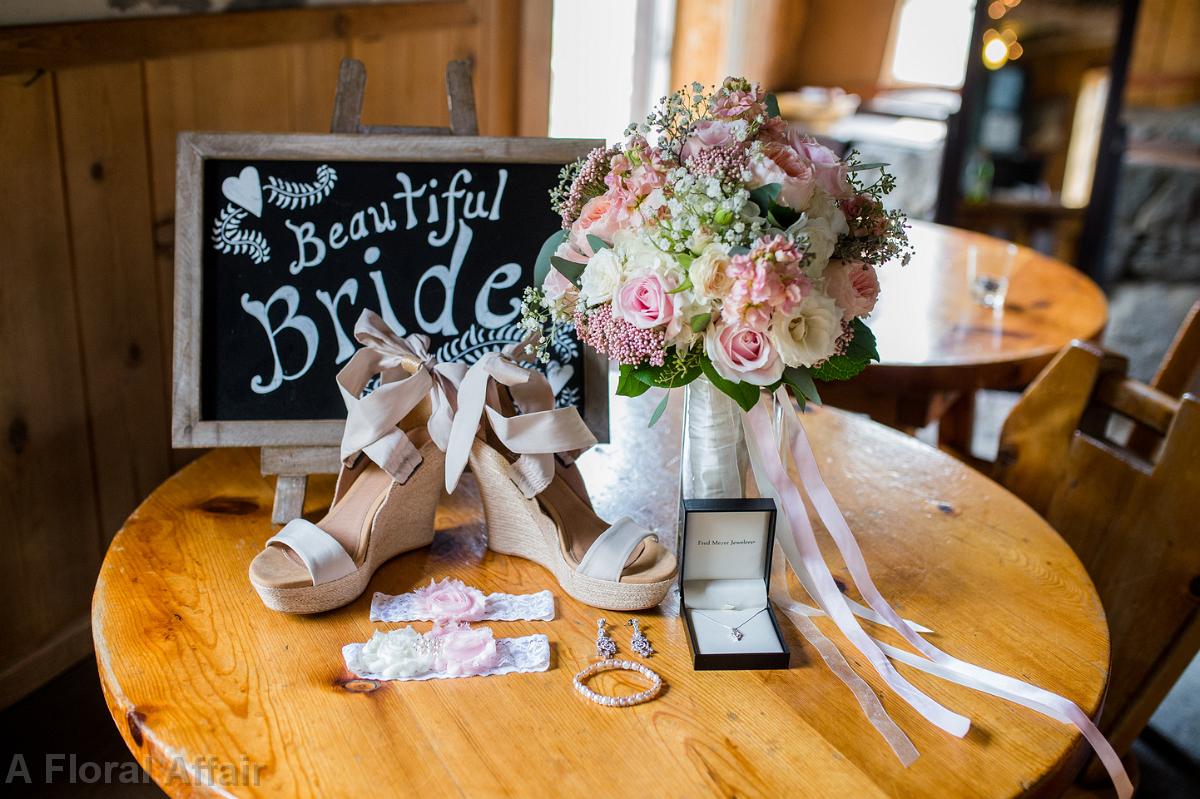 BB1312-Vintage Petal Pink and Peach Bridal Bouquet