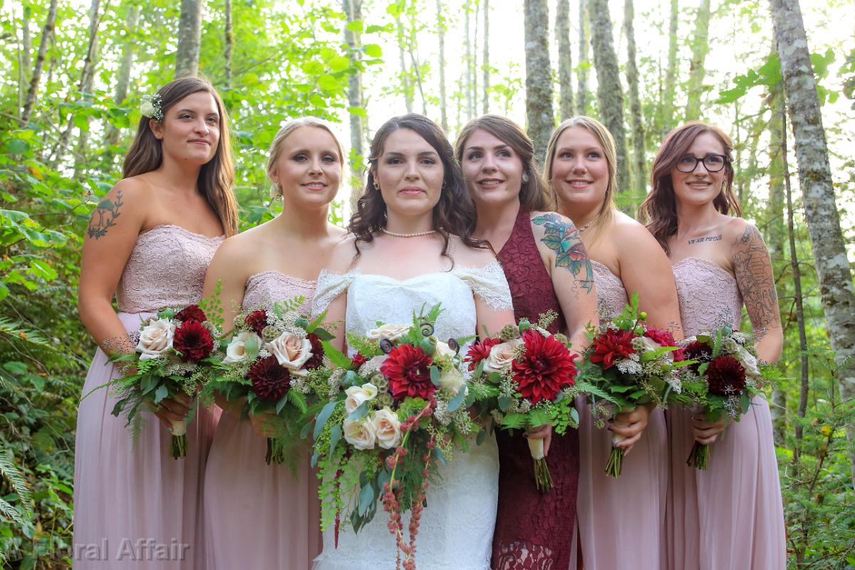 BB1243-Wedding flowers in blush and burgundy