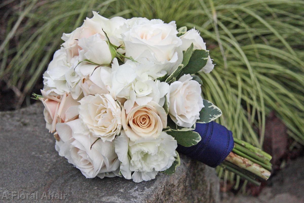 BB0858-Bridesmaids White and Champagne Bouquet