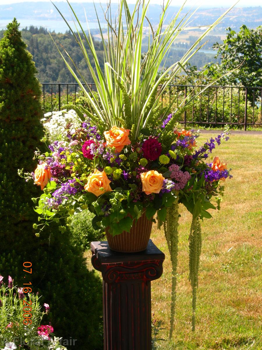 CF0099-Urn Arrangement