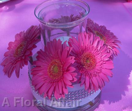 RF0414-Rhinestone and Pink Daisy Centerpiece