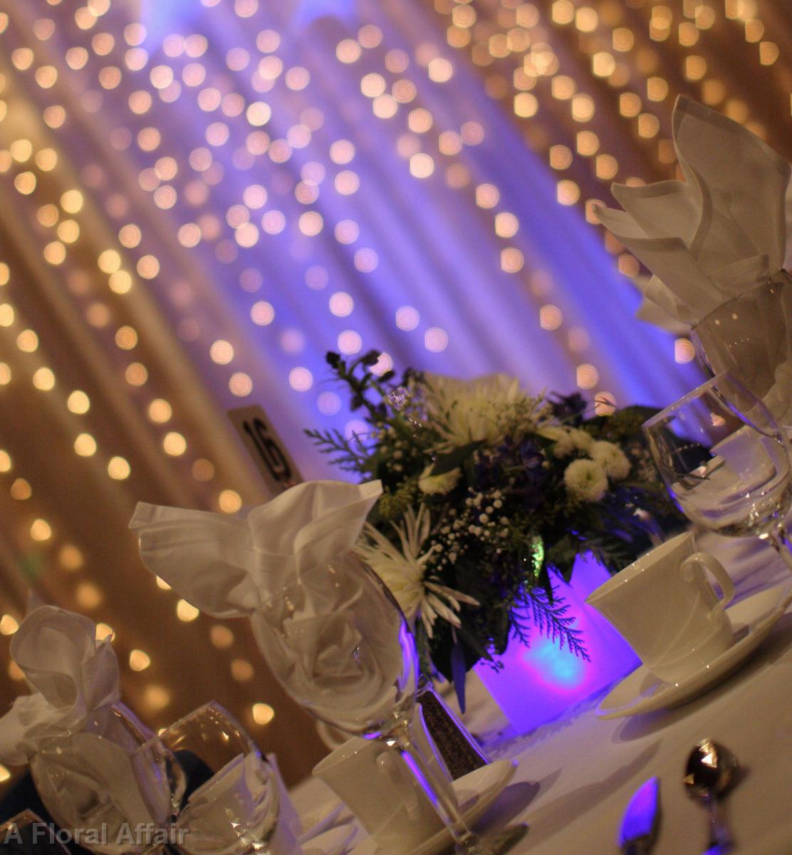 RF1259-Blue and White Lite Centerpiece