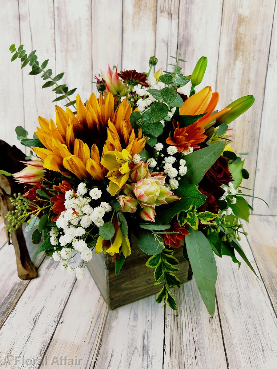 RF1425-Rustic Sunflower Centerpiece