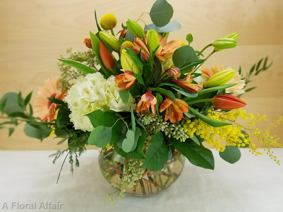 RF1362-Relaxed Light Peach and Yellow Centerpiece