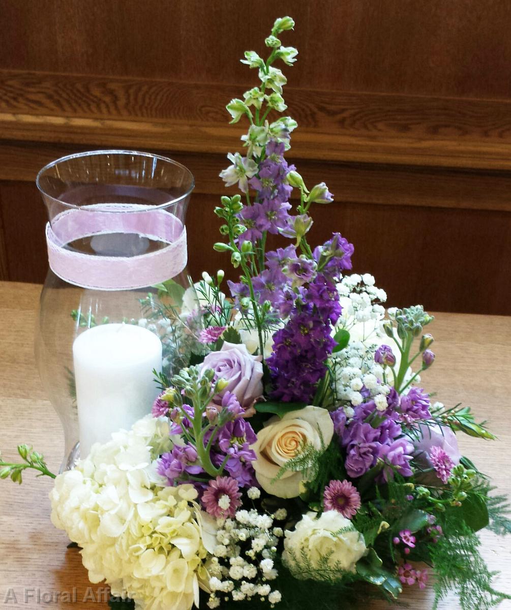 RF1120-Romantice Purple and White Candle Centerpiece