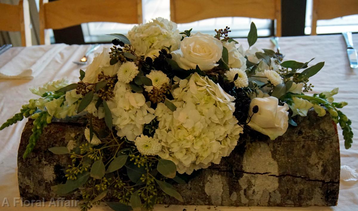 RF1188-Green and White Log Head Table Arrangement