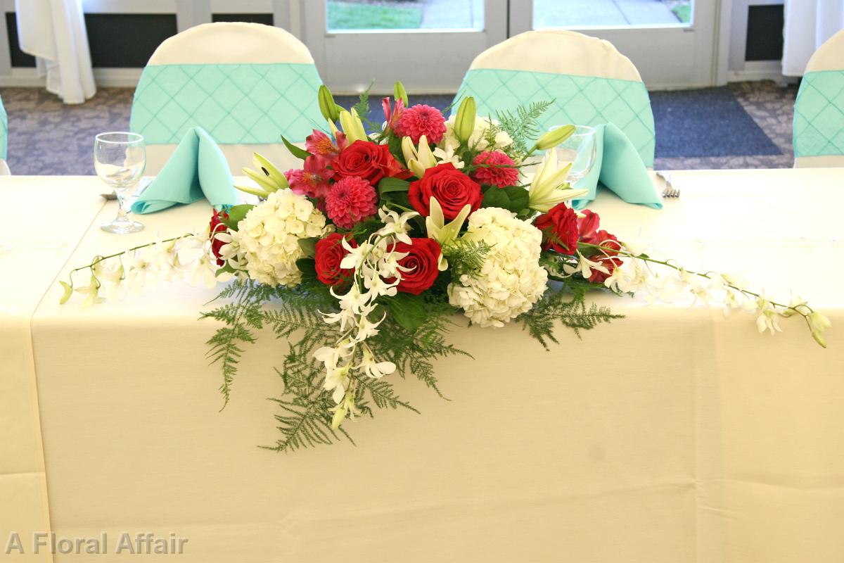 FT0696-Magenta Pink and White Head Table Centerpiece