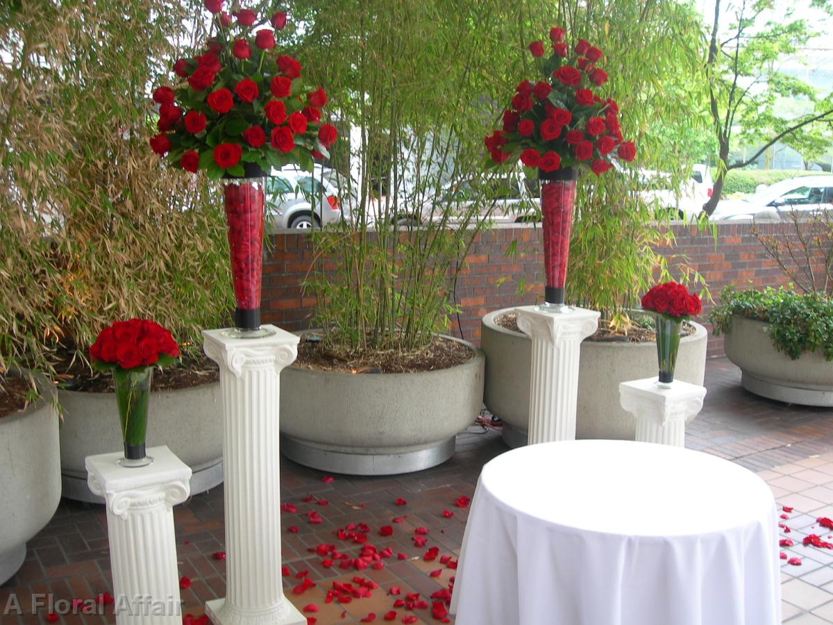 RF0919-Red Traditional Romantic Tall Centerpiece